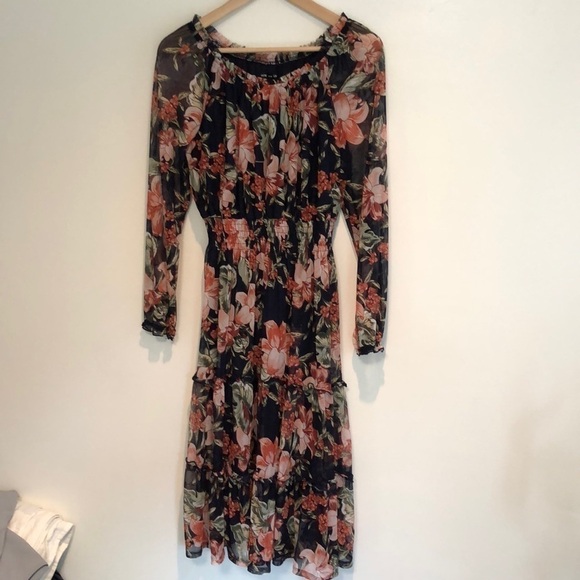 kate and Lily Dresses & Skirts - Kate and Lily floral tiered long sleeve dress size 8